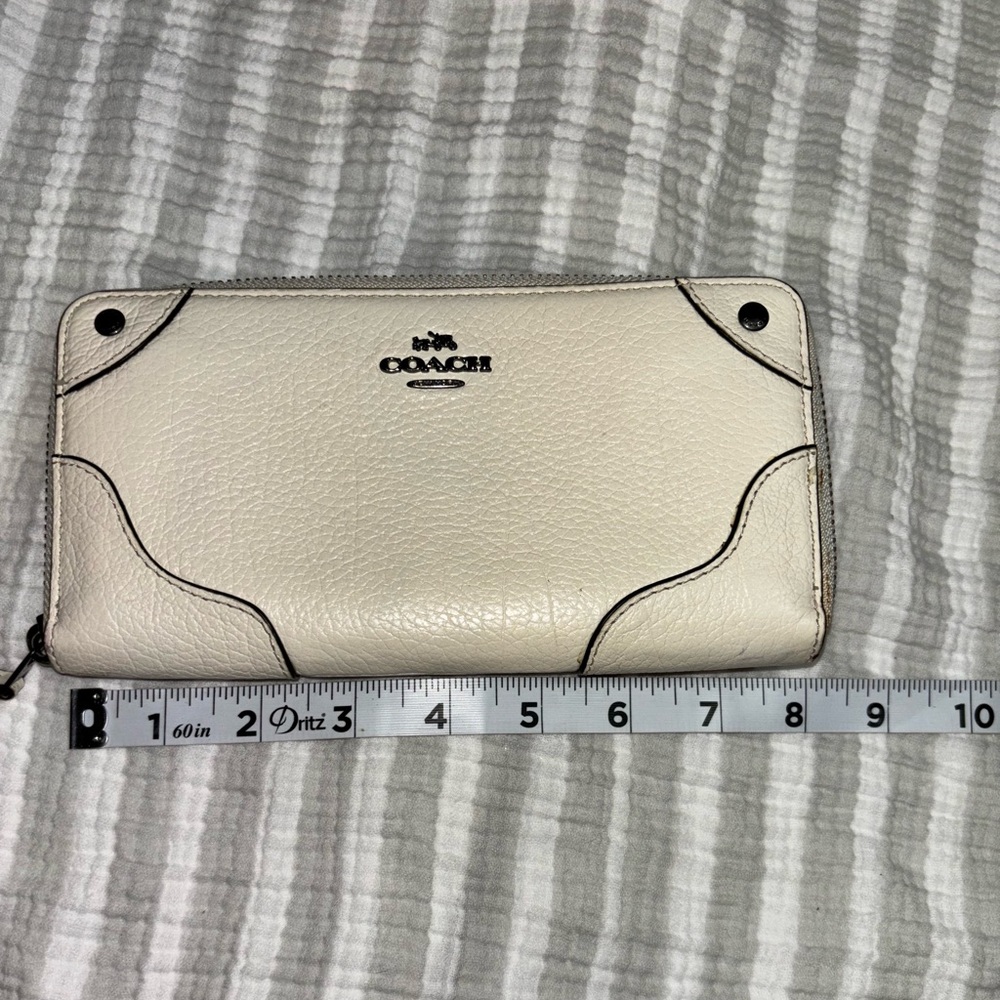 Coach Mickie Grained Leather Wallet - Picture 5 of 7